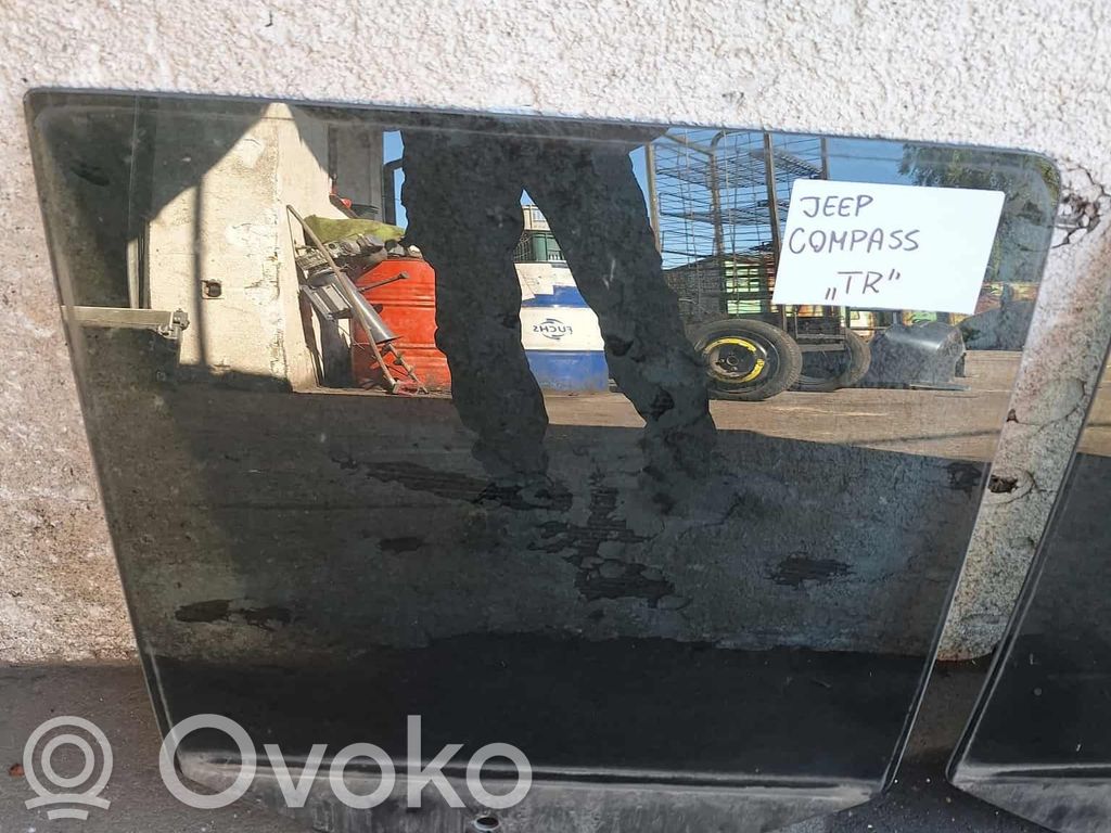 Jeep Compass Szyba karoseryjna tylna 