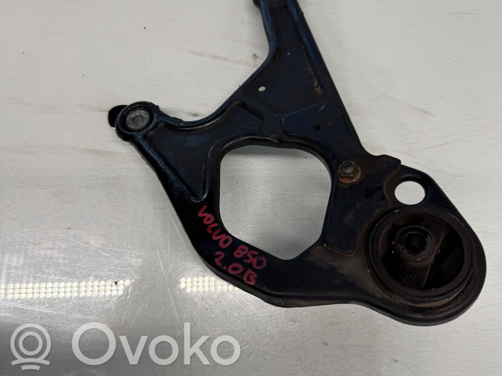 Engine mounting bracket   7756675
