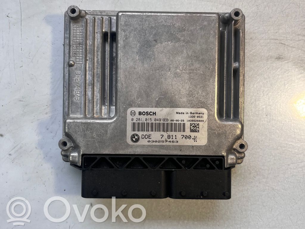 BMW 5 E60 E61 Engine control unit/module 
