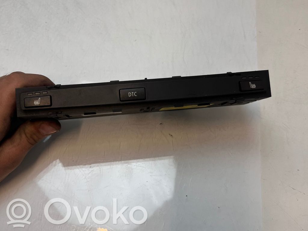 BMW 5 E60 E61 Seat heating switch 