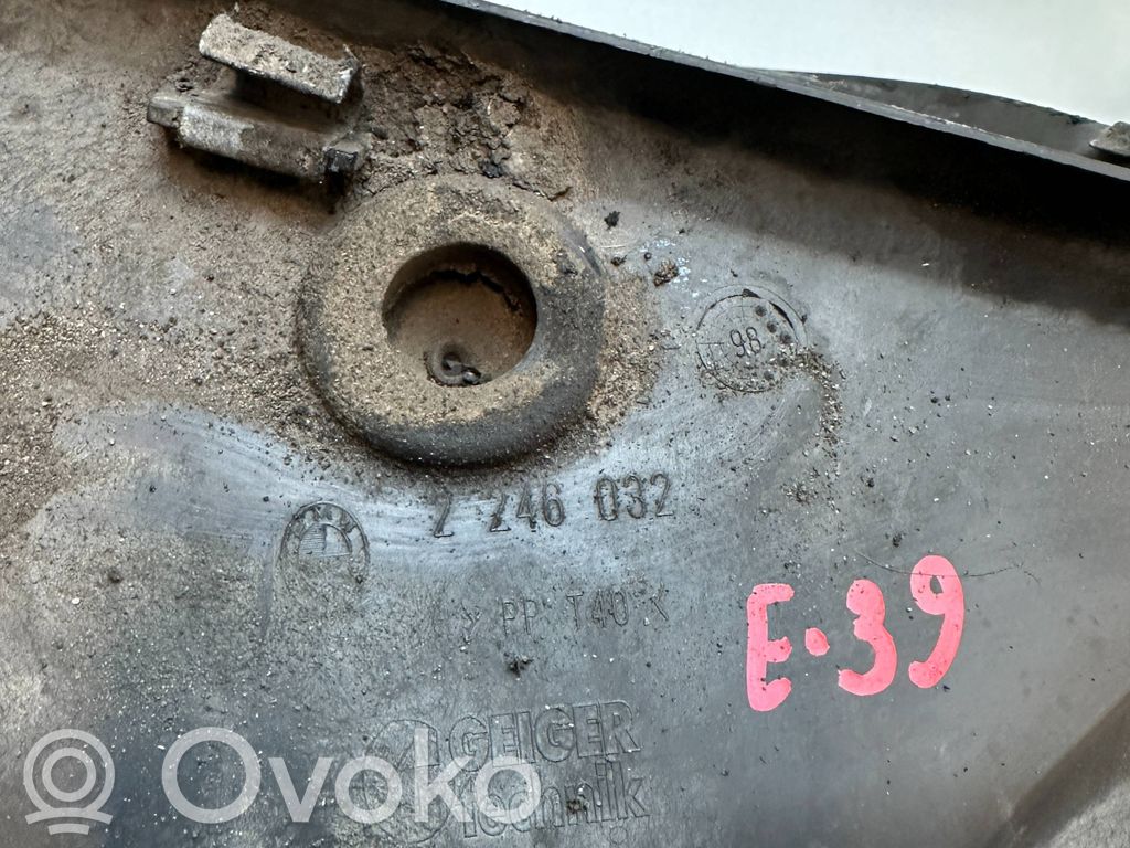 BMW 5 E39 Starpdzesētāja radiators 