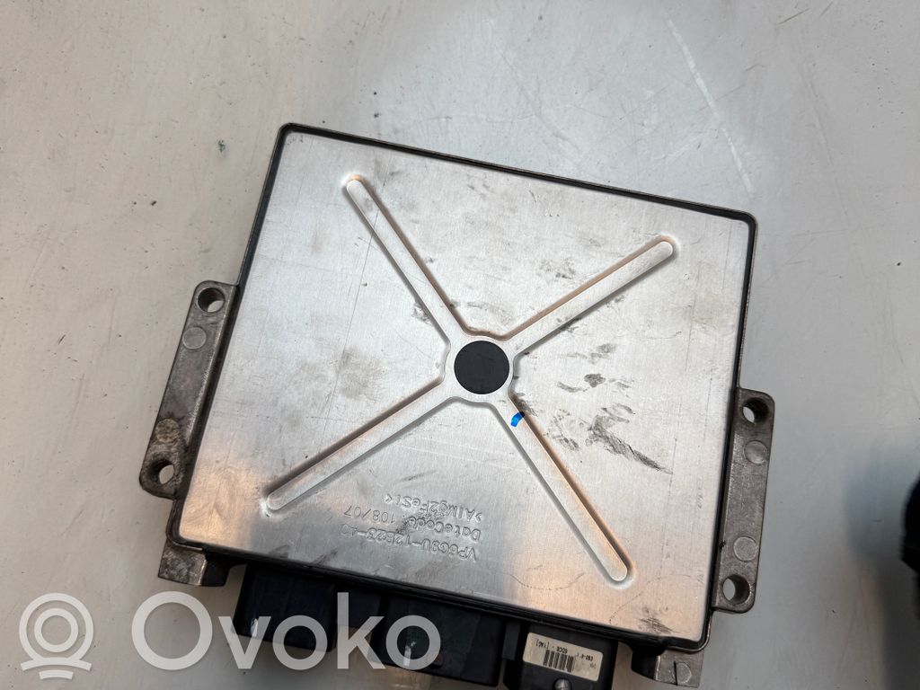 Ford Focus Engine control unit/module 