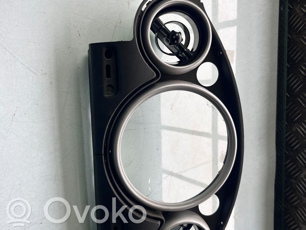 Tachometer   769337,504860