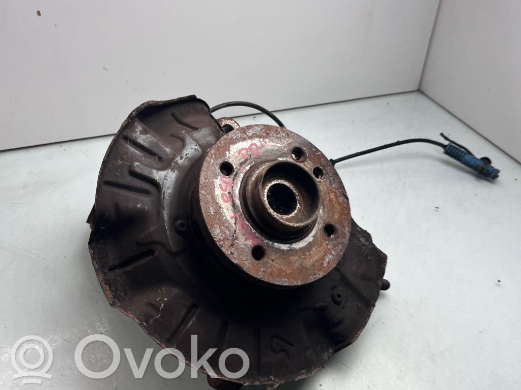 Mini One - Cooper R50 - 53 Front wheel hub spindle knuckle 