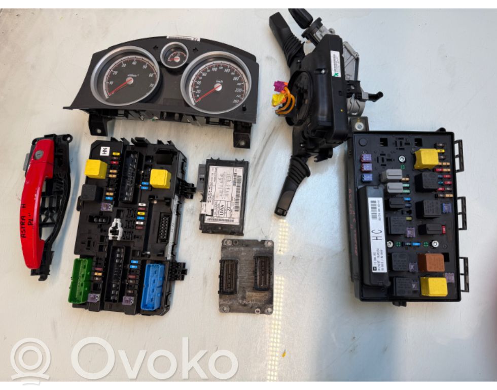 Opel Astra H Engine control unit/module ECU 