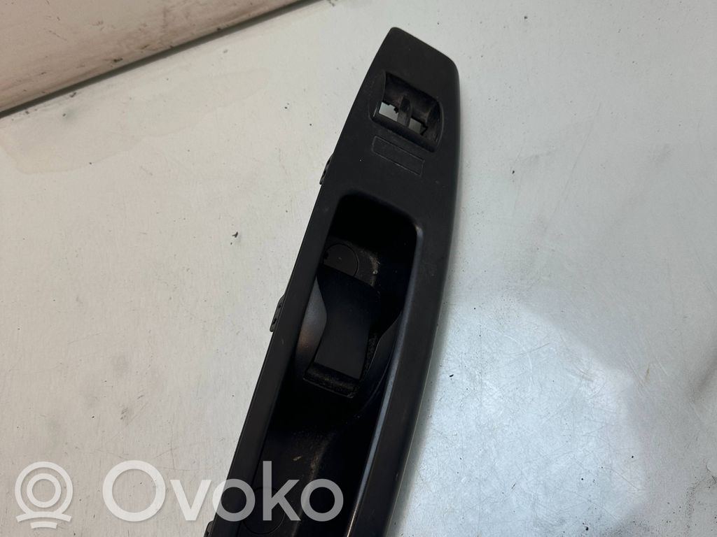 Fiat Doblo Electric window control switch 