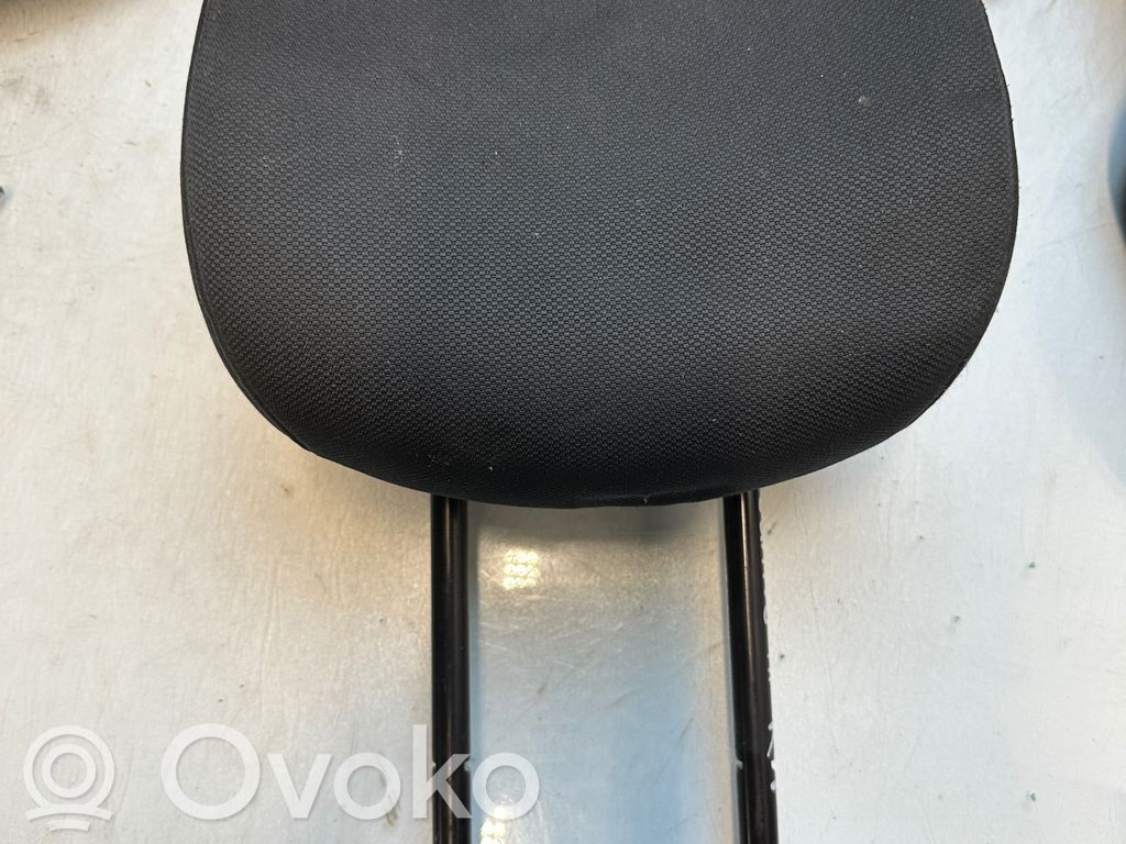 Renault Megane III Front seat headrest 