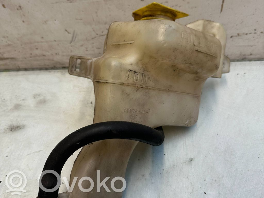 Dodge Caliber Aušinimo skysčio išsiplėtimo bakelis 