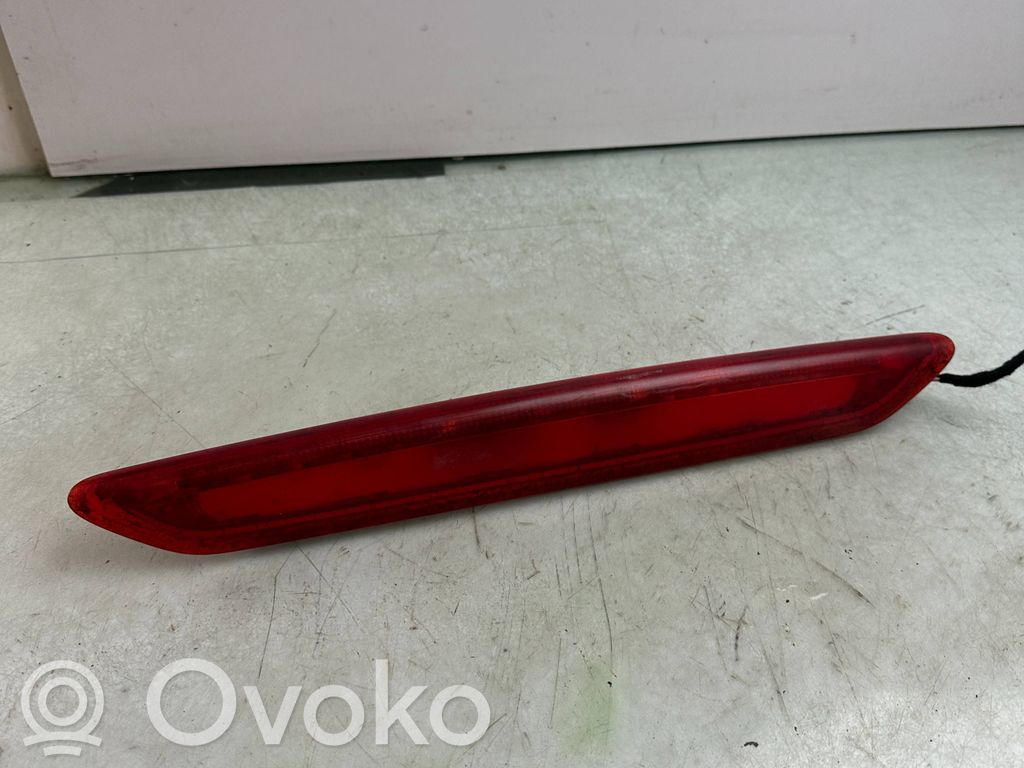 Volkswagen Polo IV 9N3 Third/center stoplight 