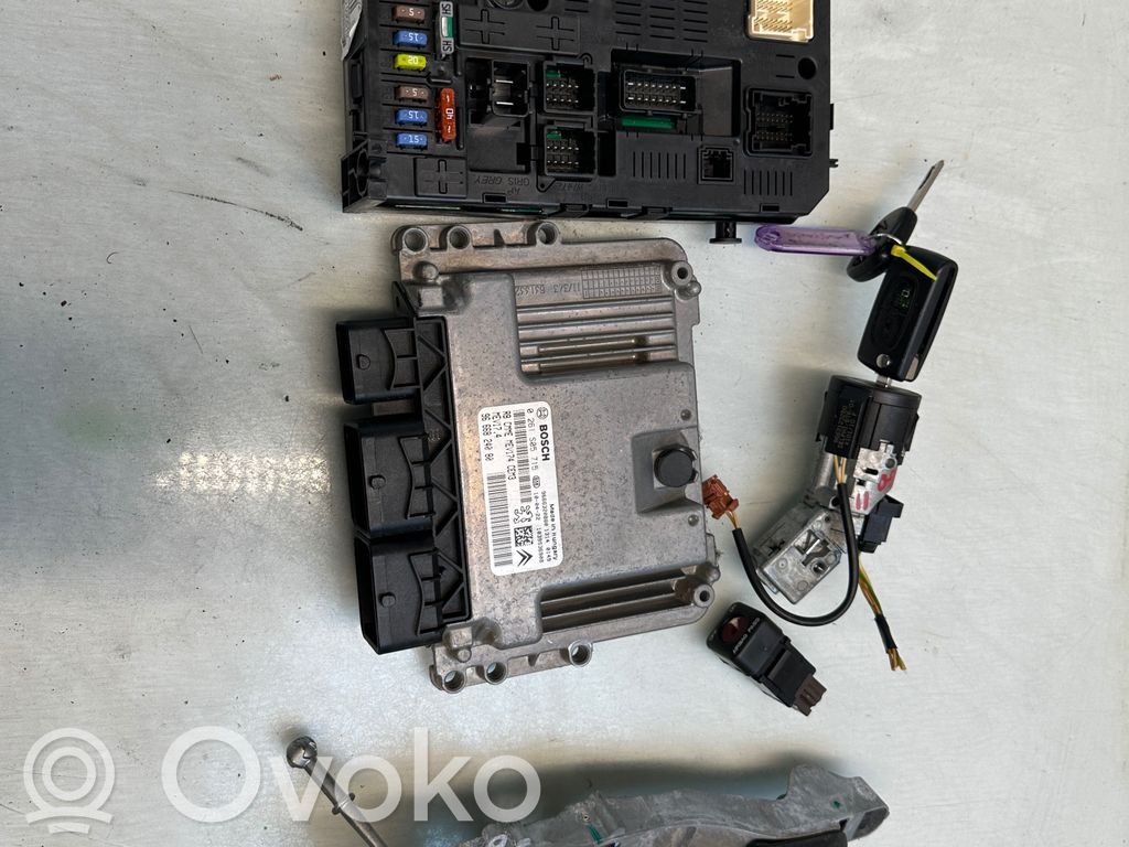 Citroen Berlingo Unidad de control/módulo del motor 