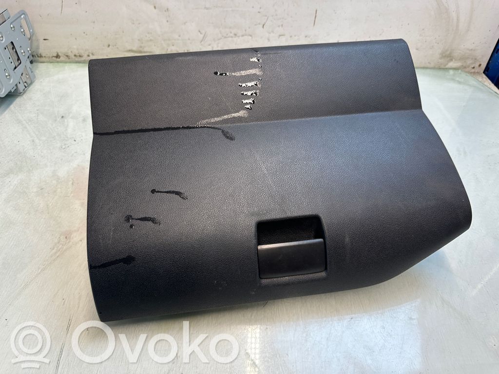 Citroen Berlingo Schowek deski rozdzielczej 