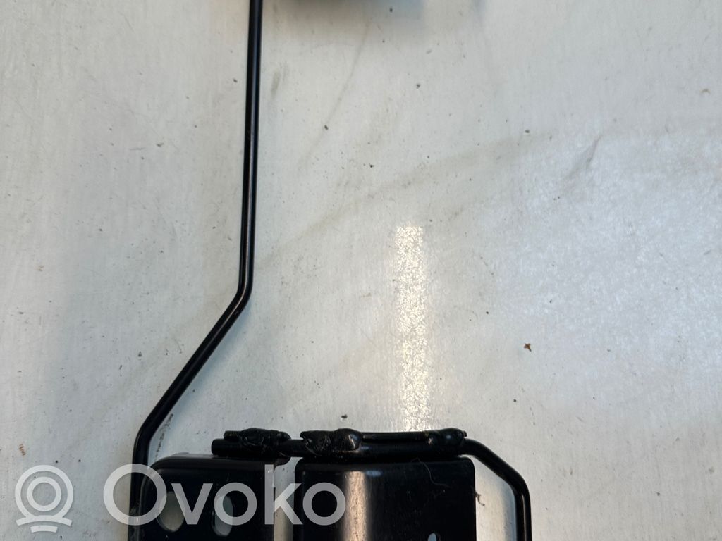 Infiniti Q50 ISOFIX-kiinnike 
