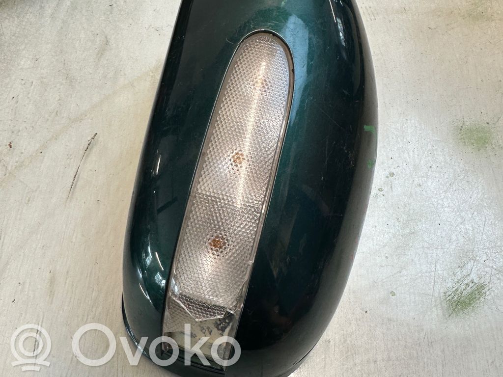 Mercedes-Benz C W203 Front door electric wing mirror 
