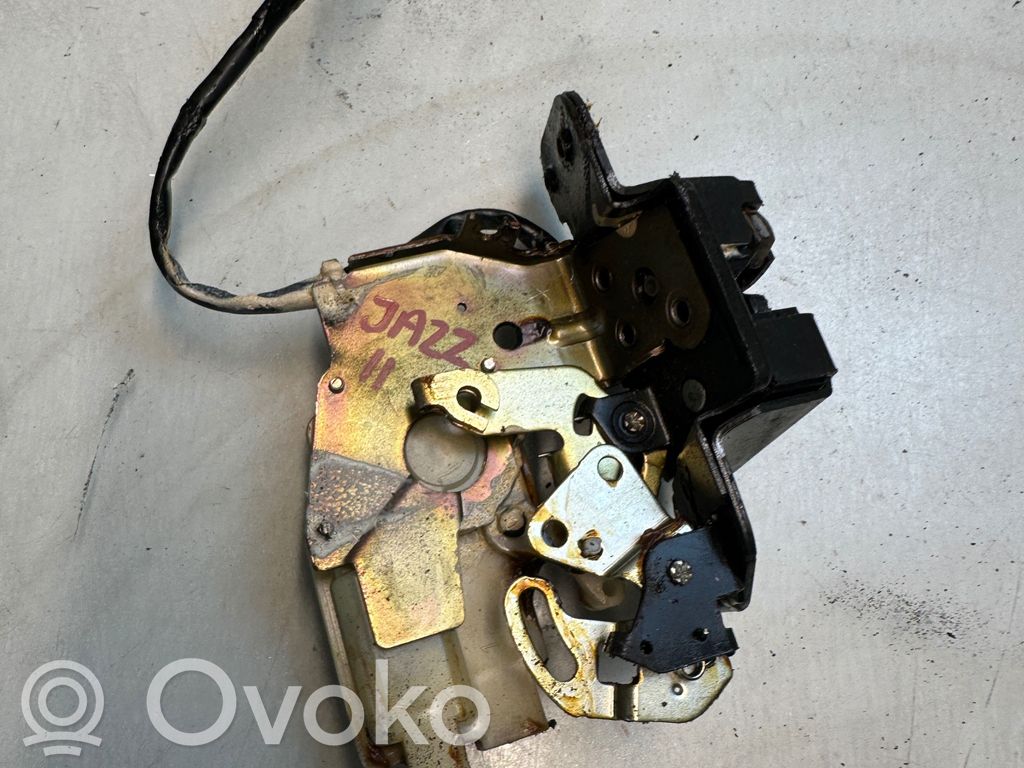 Tailgate/trunk/boot lock/catch/latch   231
