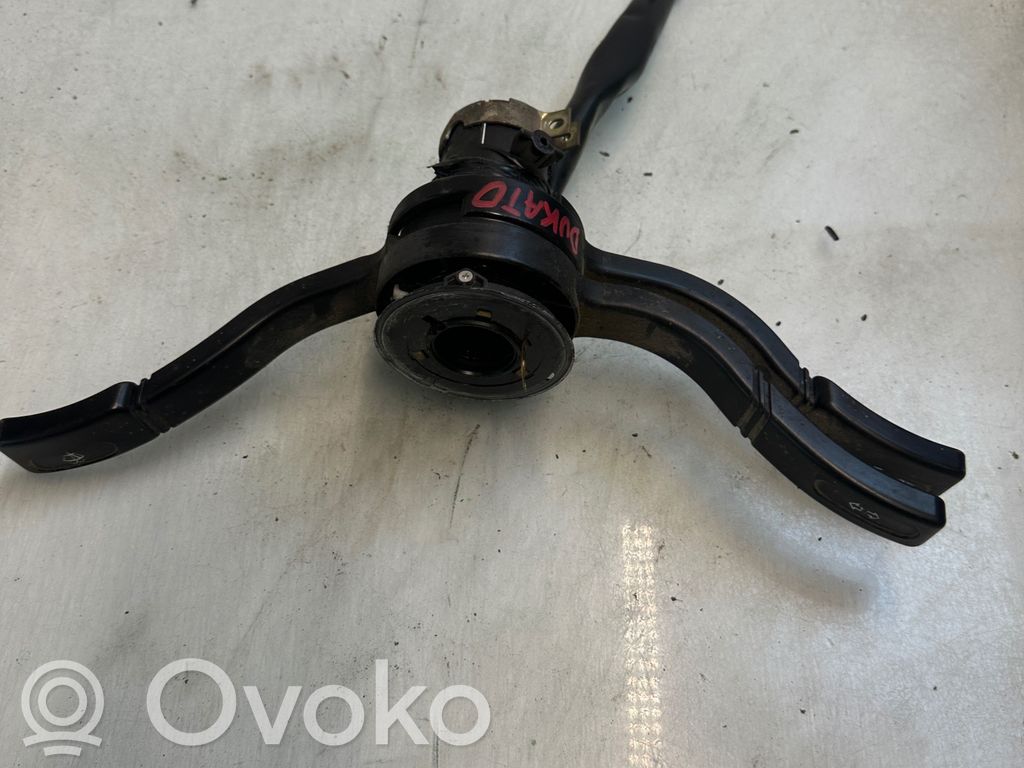 Fiat Ducato Pyyhkimen/suuntavilkun vipukytkin 