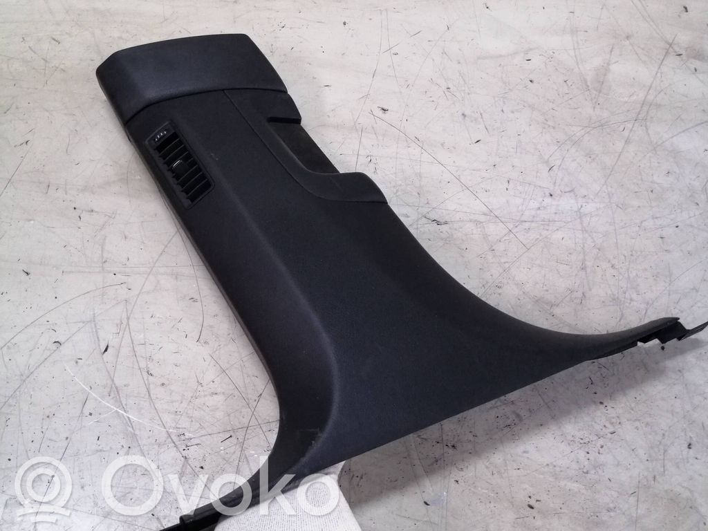 (B) pillar trim (bottom)