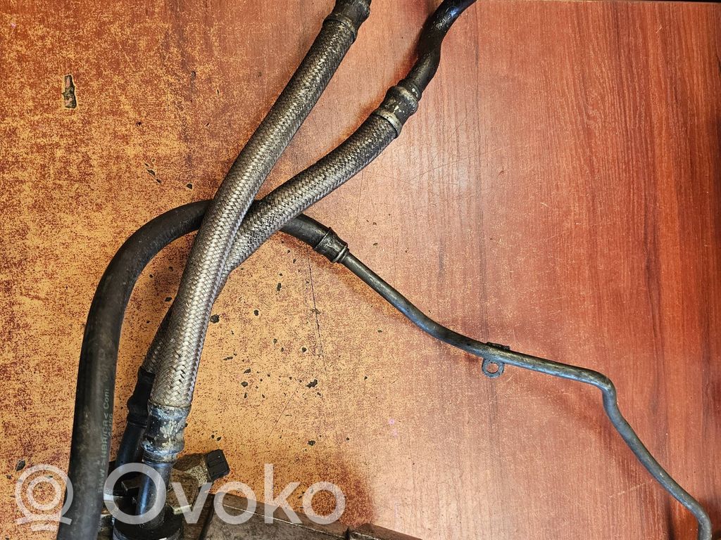 BMW 5 E39 Oil filter mounting bracket 