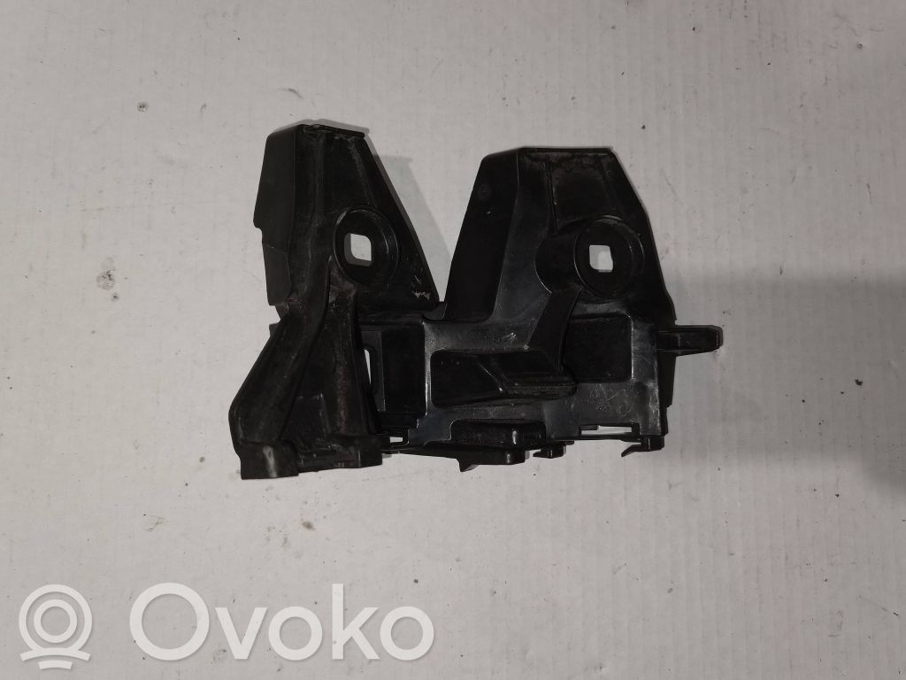 Volkswagen PASSAT B8 Suport montare bară spate 