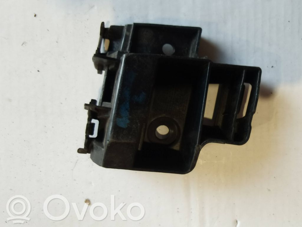 Volkswagen Golf VI Suport montare bară spate 