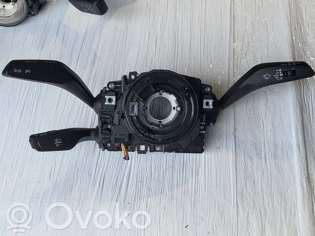 Audi Q2 - Indicator stalk 