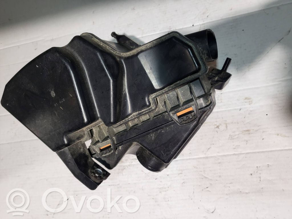 Renault Twingo III Luftfilterkasten 