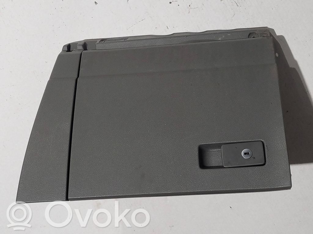 Volkswagen Sharan Handschuhfach 