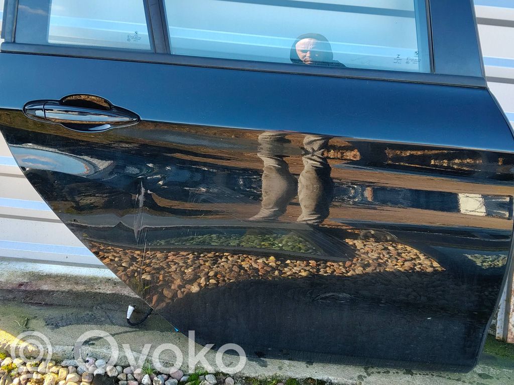 BMW 2 F46 Puerta trasera 