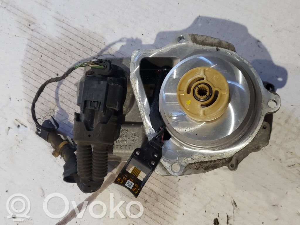 Część elektroniczna układu kierowniczego   19071310,6878978,38208321490