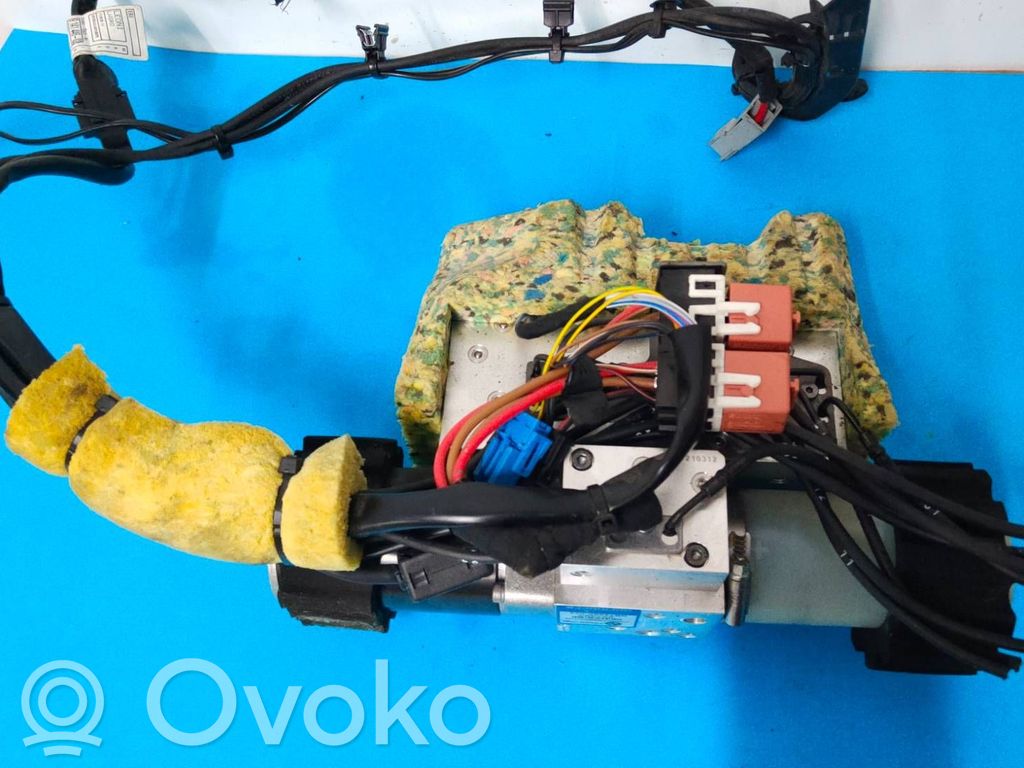 BMW 3 E92 E93 Avattavan katon hydraulipumppu 