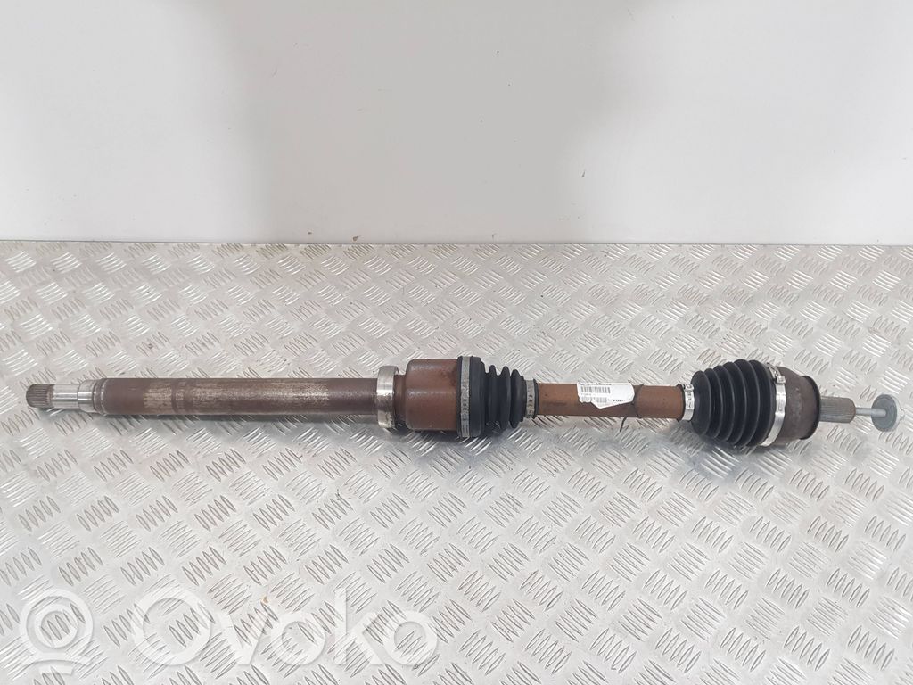 Volvo S60 Priekinis pusašis 
