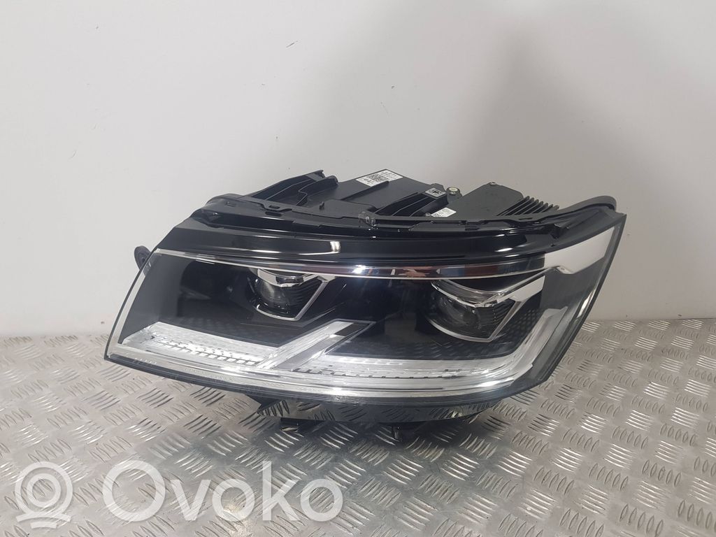 Volkswagen Transporter - Caravelle T6 Headlight/headlamp 
