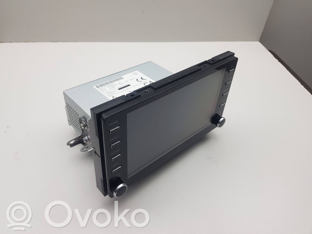 Toyota Yaris Radio/CD/DVD/GPS head unit 