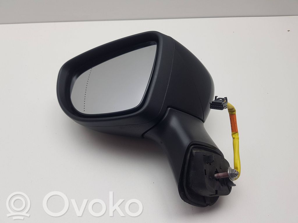 Renault Captur Front door electric wing mirror 