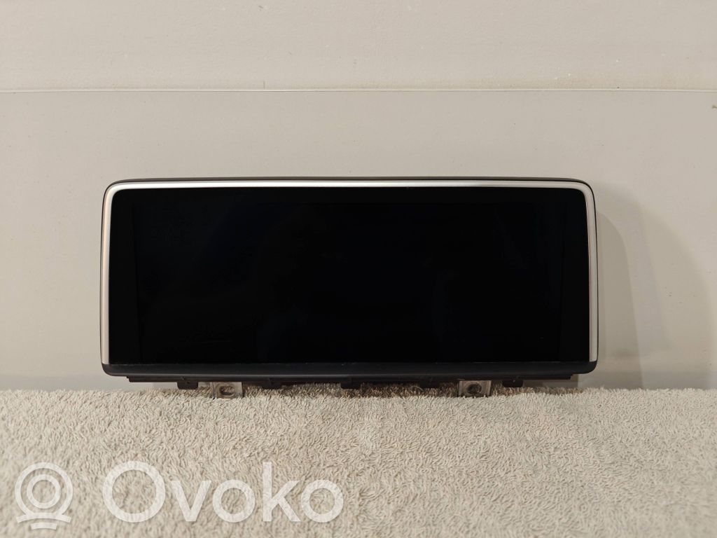 Monitor / wyświetlacz / ekran   9347878,934787803,22000054