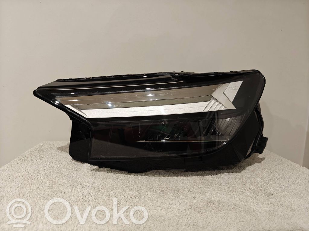 Audi Q4 Sportback e-tron Scheinwerfer 