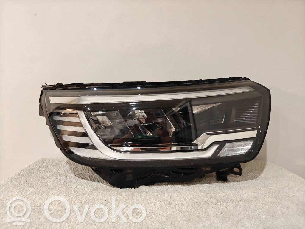 Renault Kangoo III Lampa przednia 