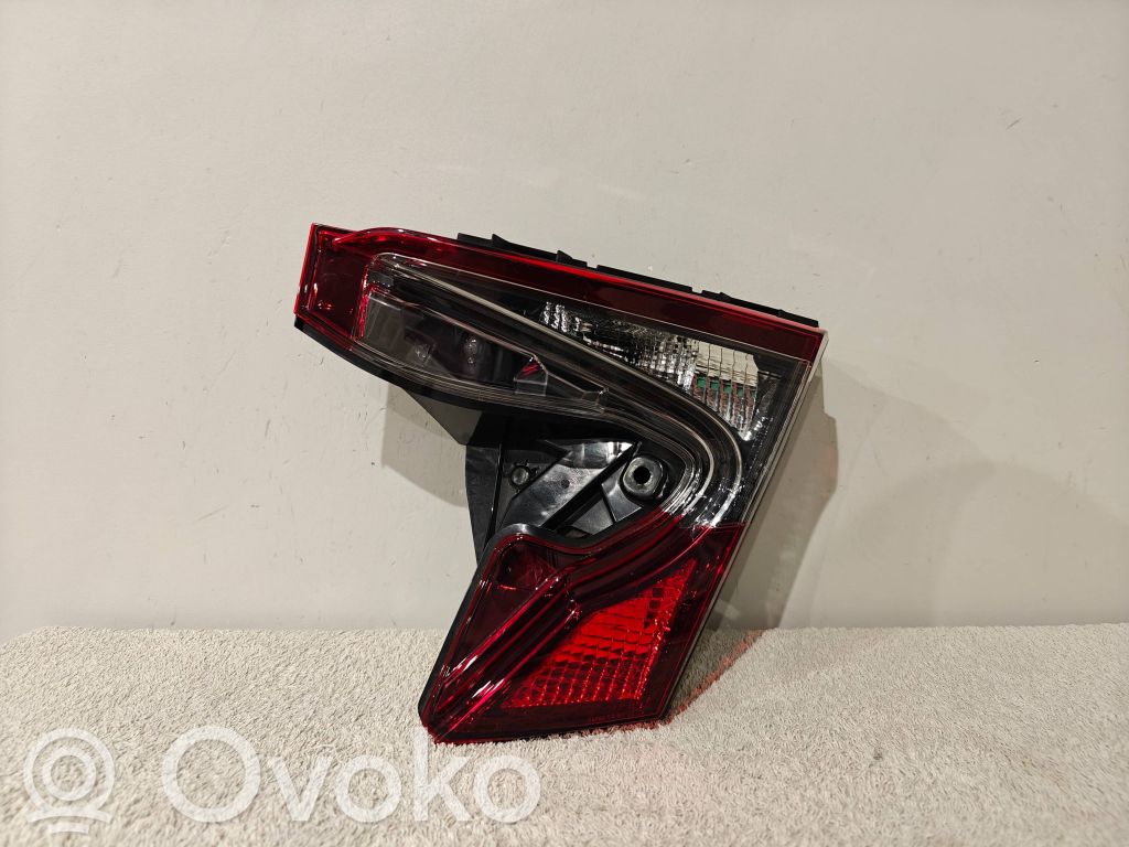 Toyota C-HR I Luci posteriori del portellone del bagagliaio 