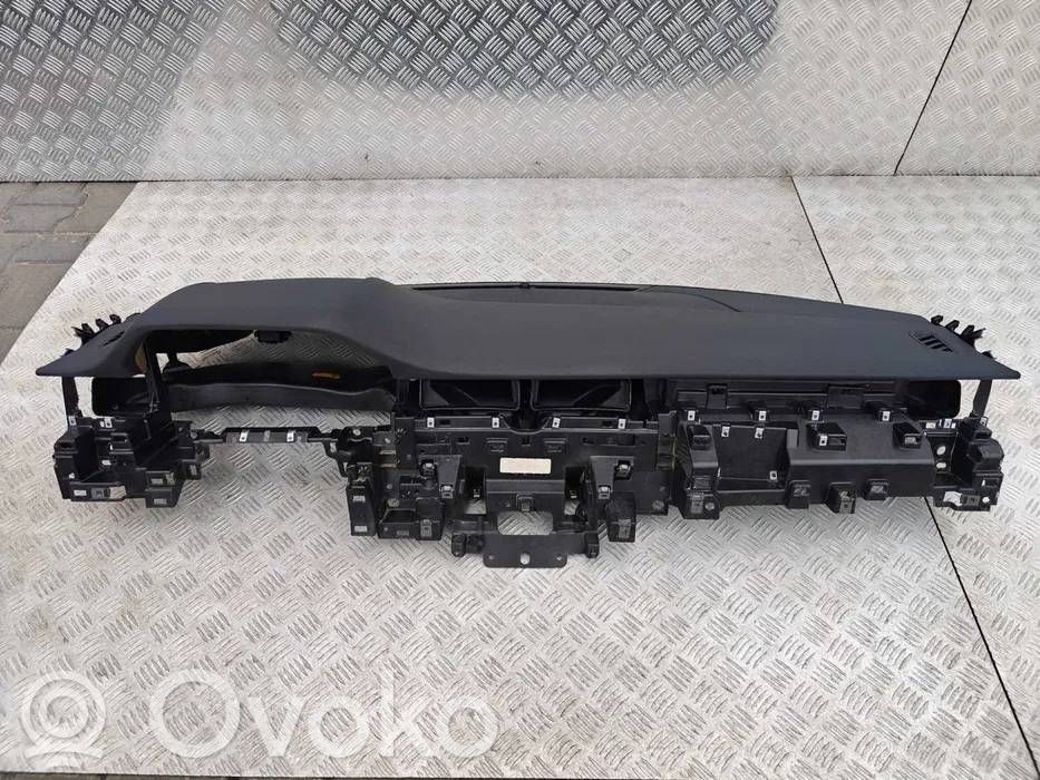 Deska rozdzielcza   K8D2044A74AC,202712902