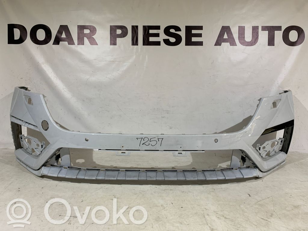 Skoda Octavia Mk4 Parachoques delantero 