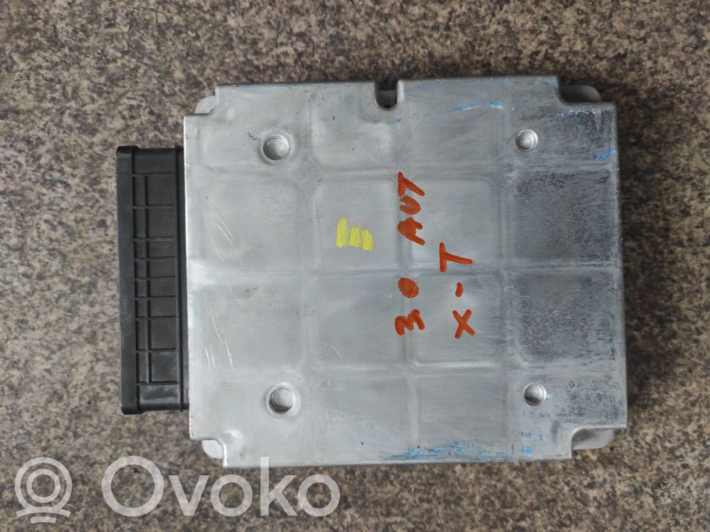 Jaguar X-Type Engine control unit/module 