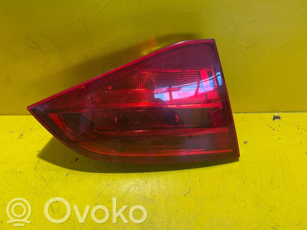 Audi A4 S4 B8 8K Feux arrière sur hayon 