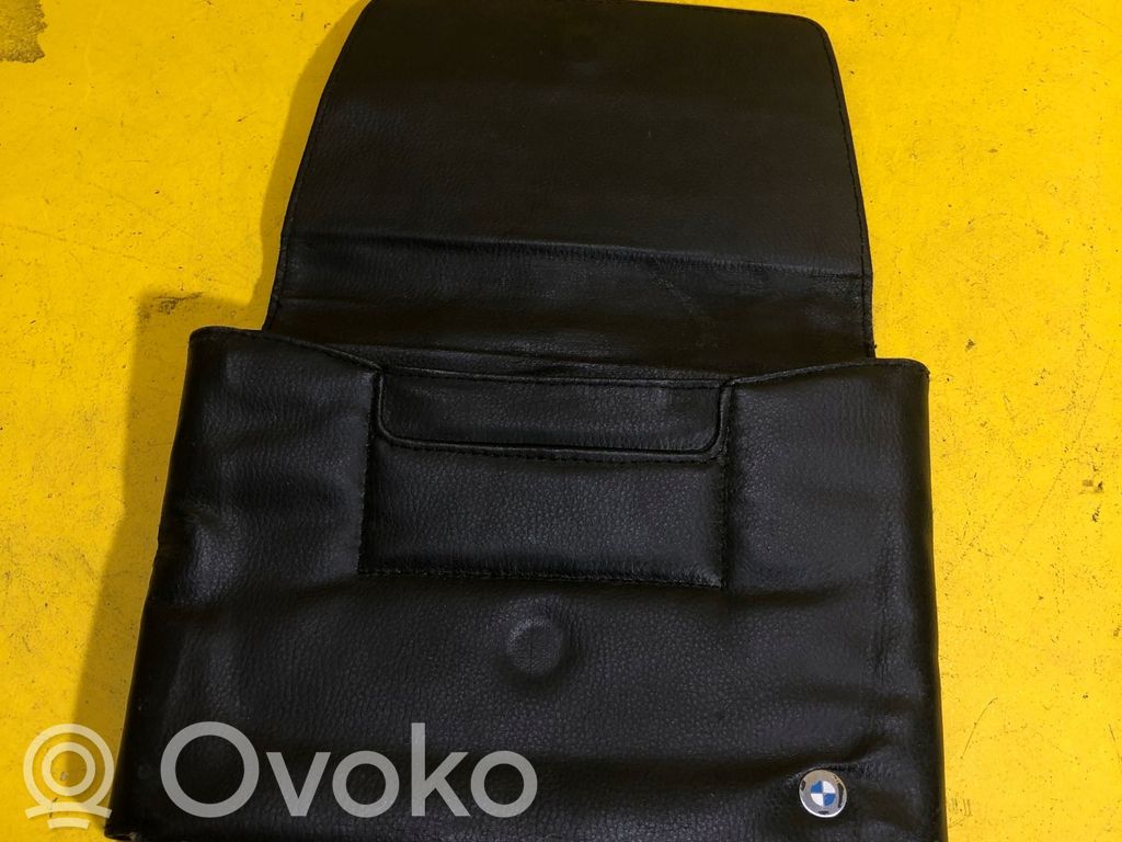 BMW X3 E83 ACC daviklio grotelės 