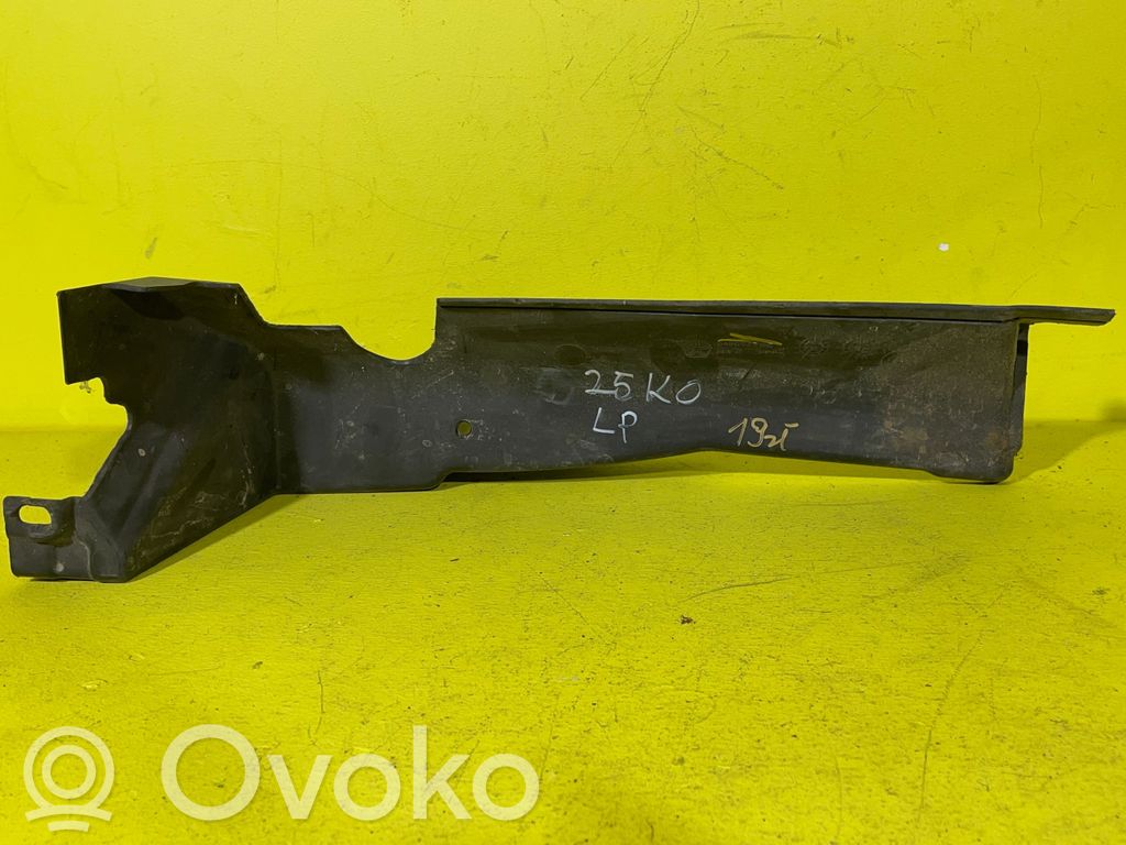 Chrysler 300 - 300C Intercooler air guide/duct channel 