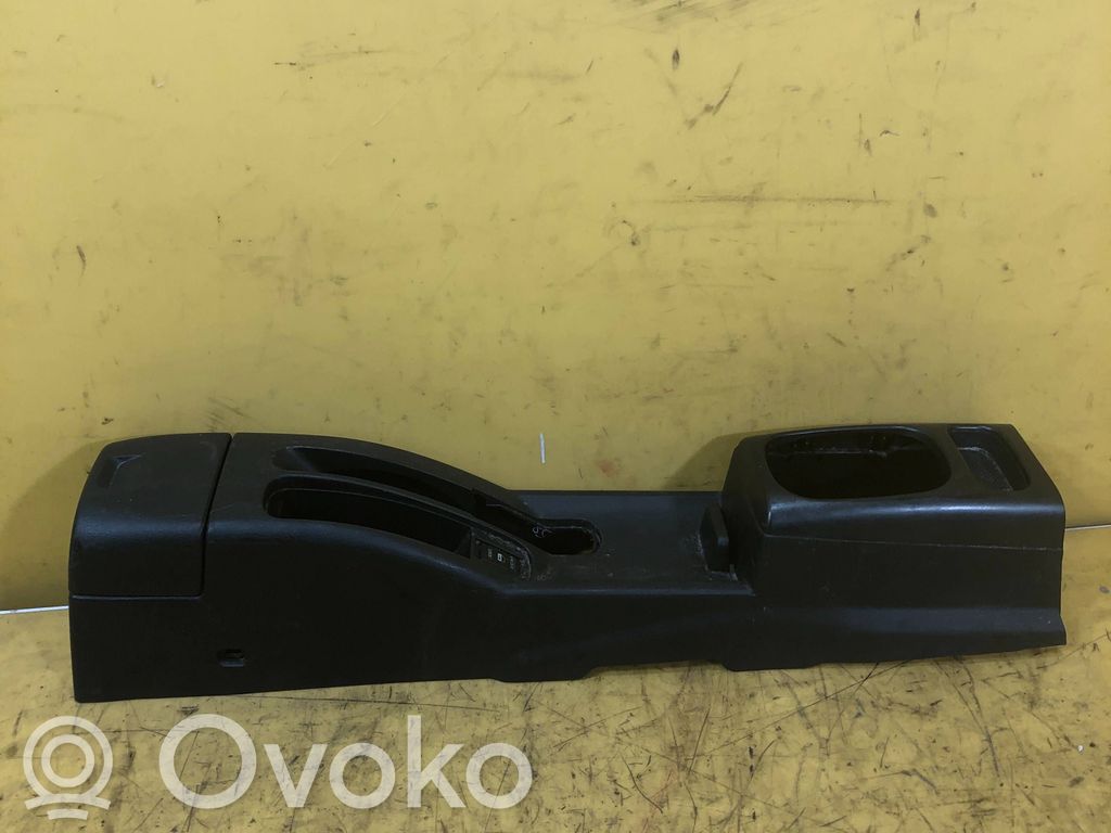 Nissan Note (E11) Consola central 