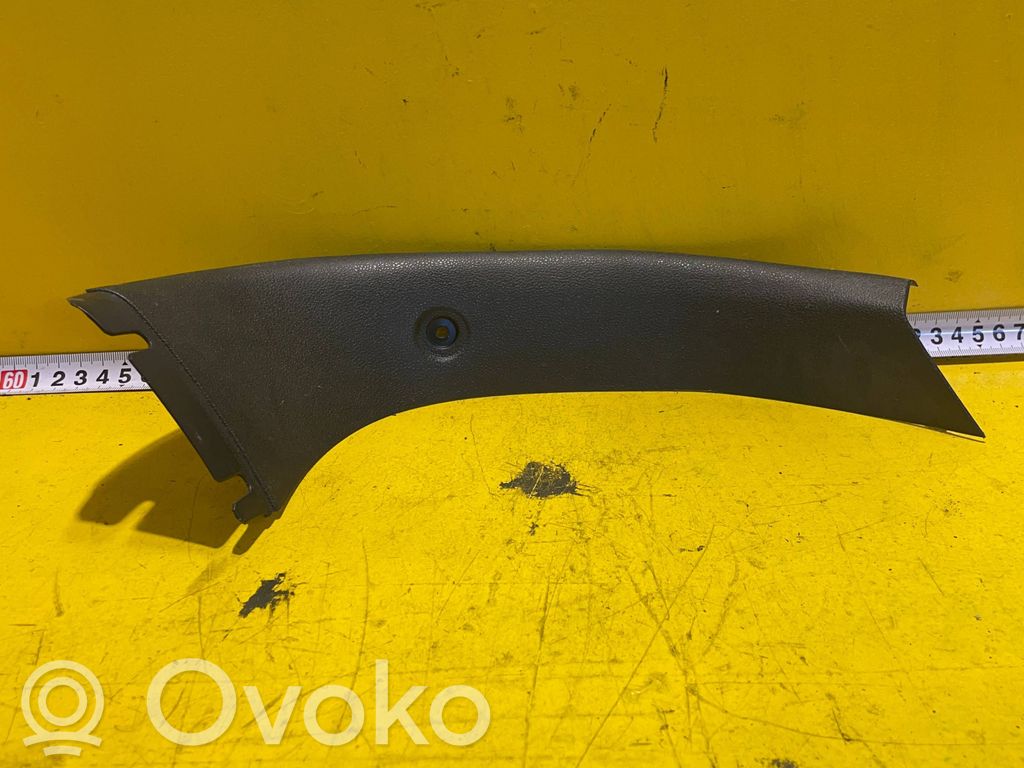 BMW 1 E81 E87 Tailgate/trunk side cover trim 
