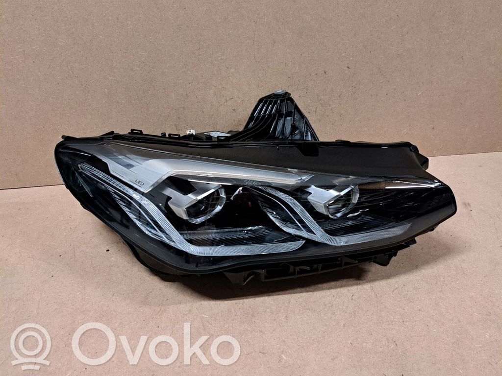 BMW 2 Active Tourer U06 Headlight/headlamp 