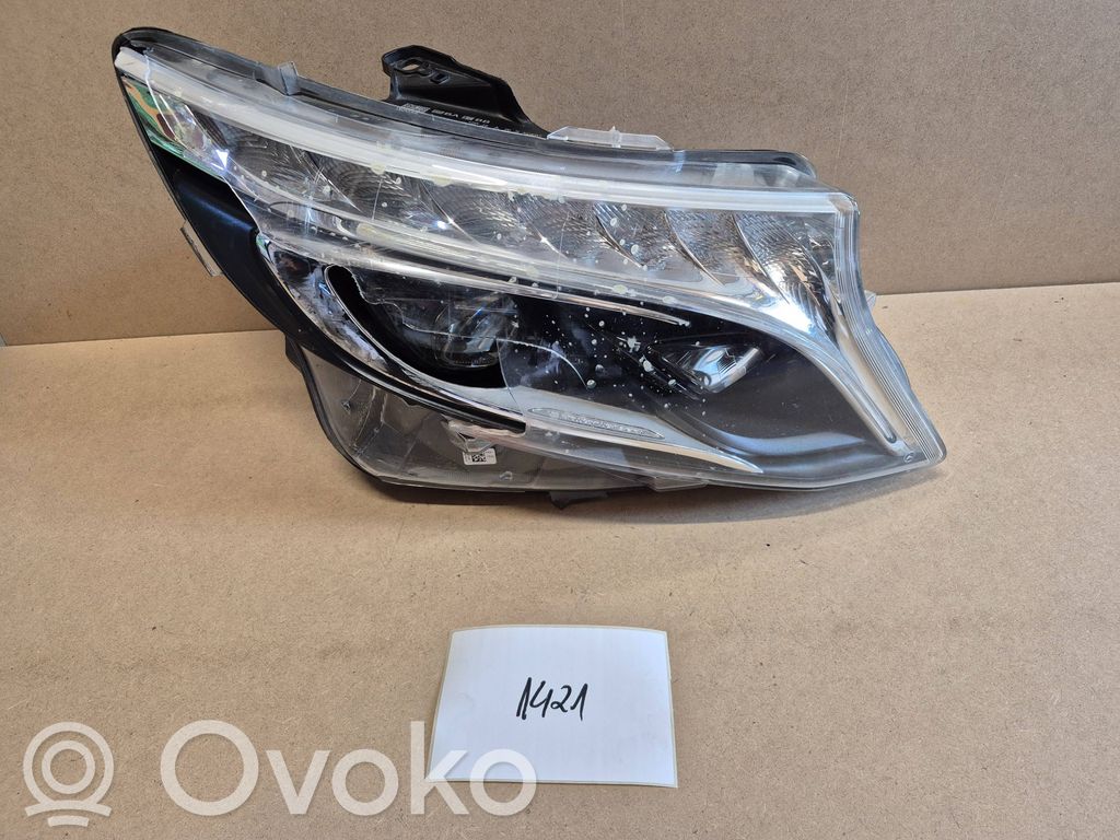 Mercedes-Benz Vito Viano W447 Lampa przednia 