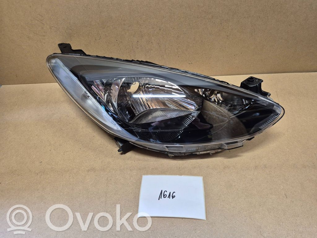 Mazda 2 Headlight/headlamp 