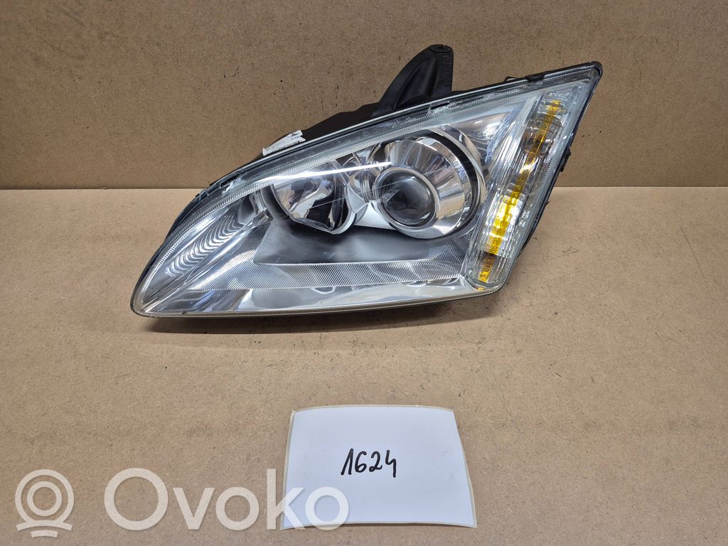 Ford Focus Headlight/headlamp 