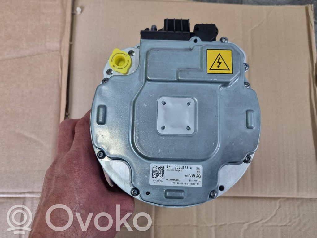 Ģenerators   4N1903028A